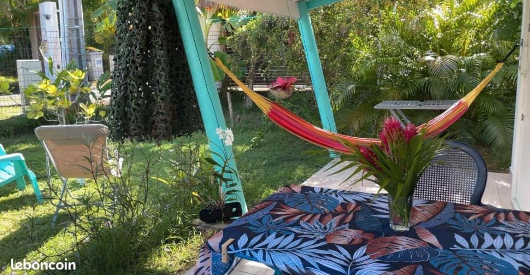 Gite Cajou Dans Jardin Tropical Ventile A Sainte-Anne ภายนอก รูปภาพ